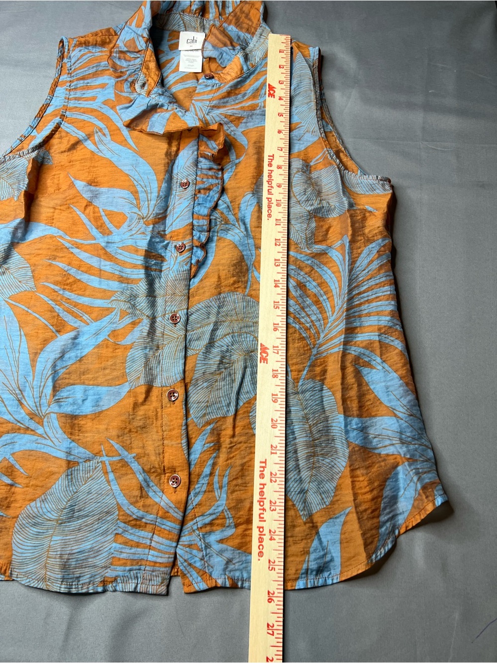 Cabi Tropical Palm Print Sleeveless Blouse Size Medium | Ruffle Front style 6525 - Picture 3 of 7